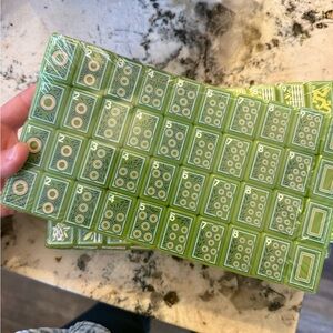 Green American engraved Mahjong Tiles Set - light pink back. Beautiful tiles!